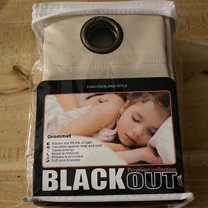 Blackout Grommet Curtain Premium Collection NIP